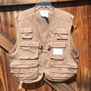 Ausable fishing vest in great condition